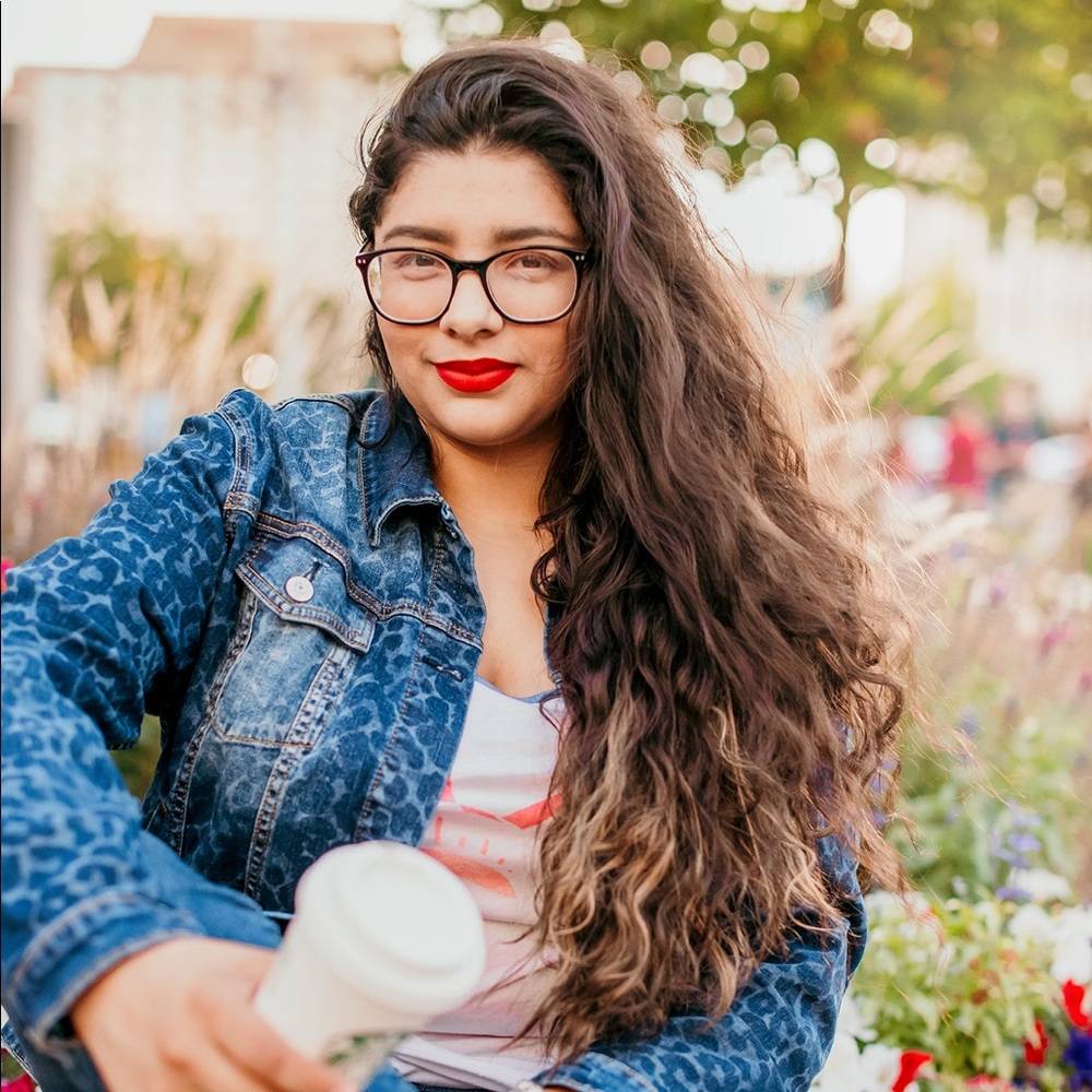 Meet your Posher, Briana